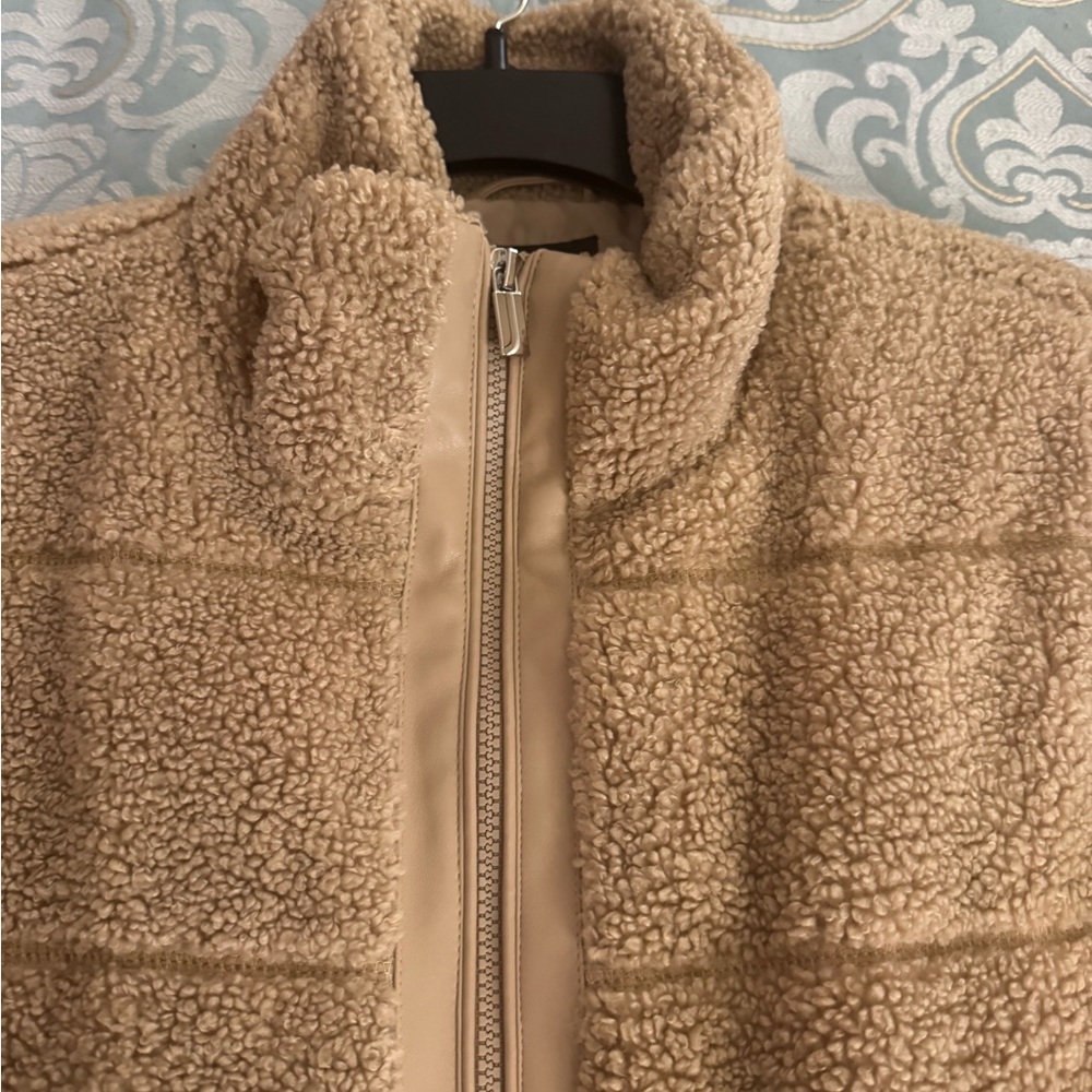 Cozy Tan Sherpa Vest wore once - Picture 4 of 10